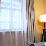 Historic Old Town Escape Cozy 2 Bedrooms Perfect Location