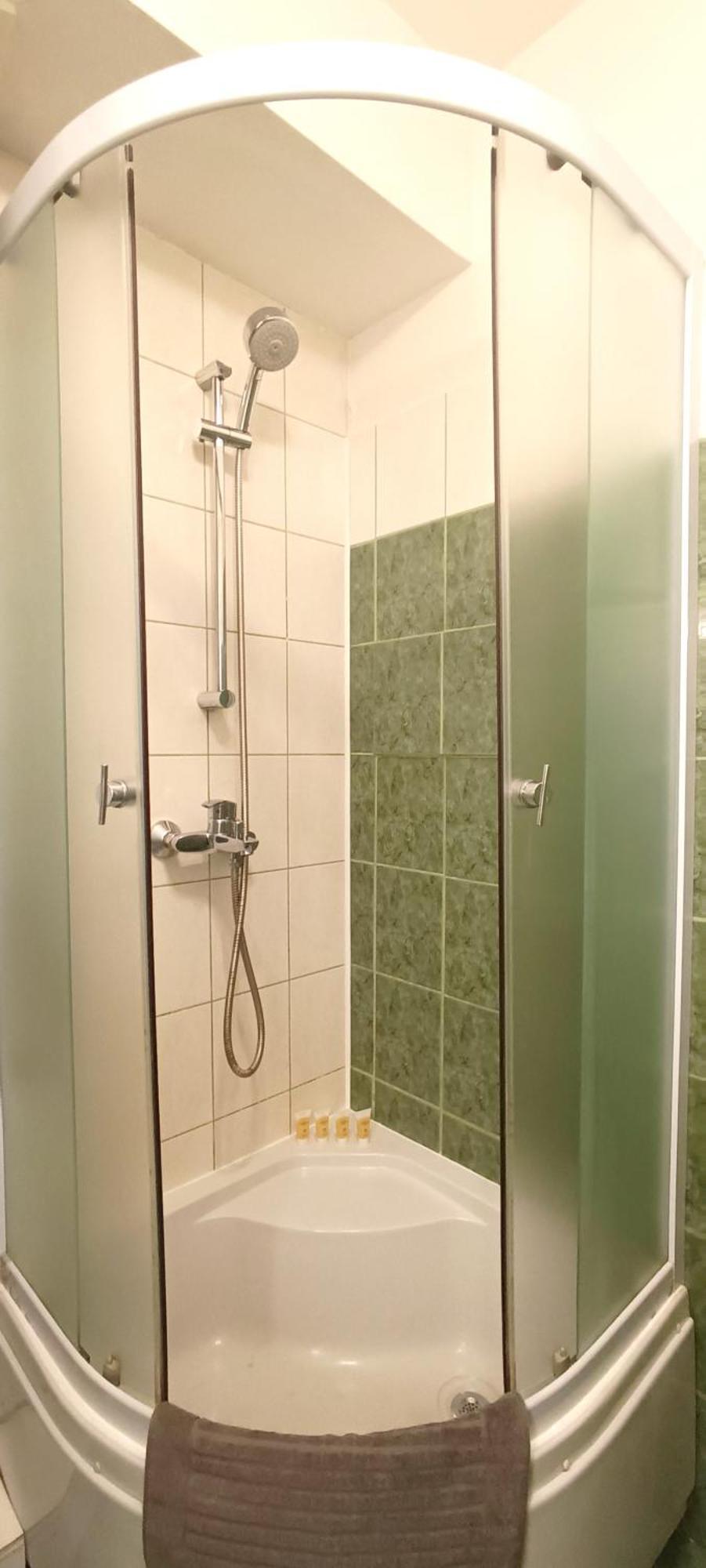 Historic Old Town Escape Cozy 2 Bedrooms Perfect Location Appartement